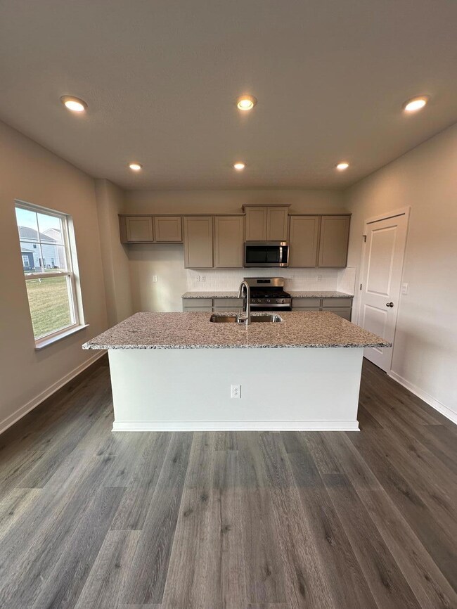 1497 Raley Way, New Rome, OH 43228 - photo 5