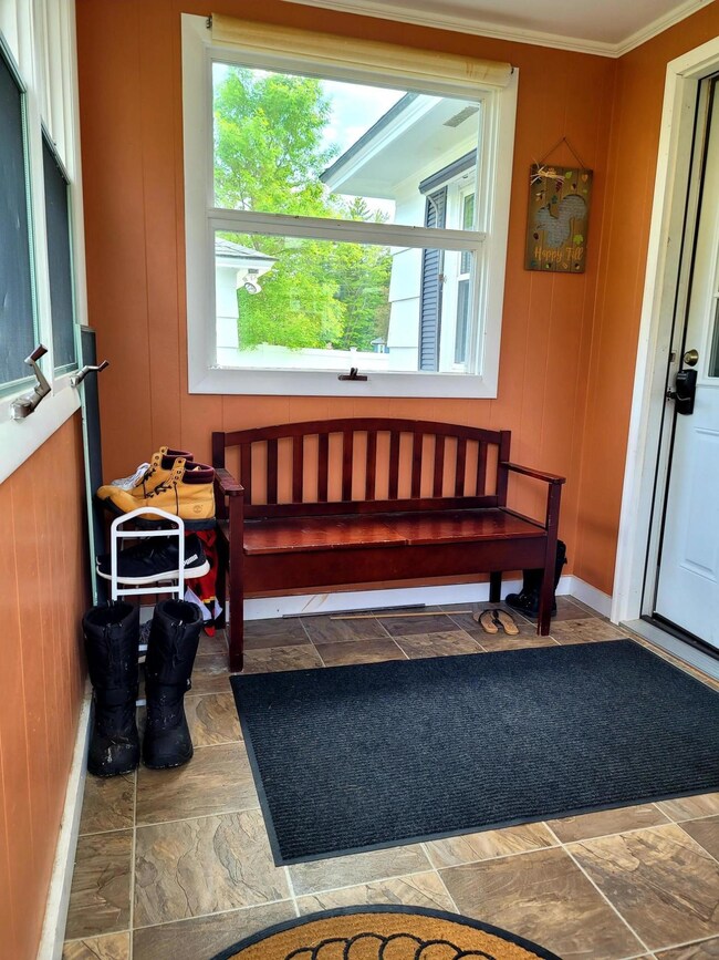 Entryway mudroom