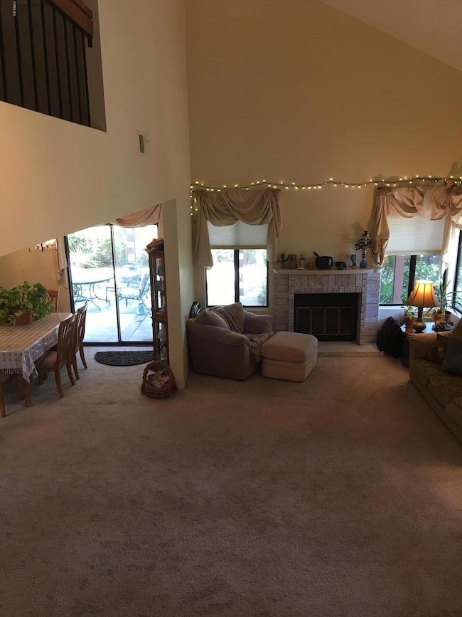 Living room_Dining room from stairs