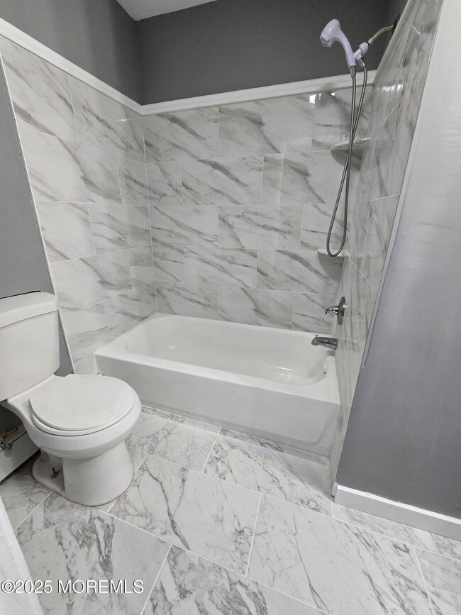 152 Long Branch Ave unit 3, Long Branch, NJ 07740 - photo 4