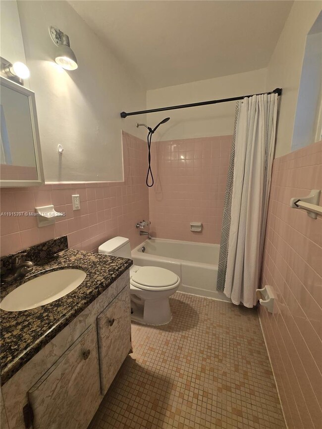 1400 N 17th Ave unit 17, Hollywood, FL 33020 - photo 7