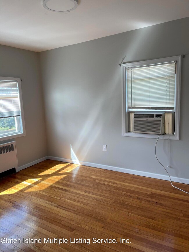 61 Alter Ave, Staten Island, NY 10304 - photo 6