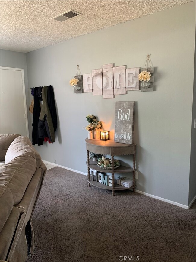 16227 Wimbleton Dr, Victorville, CA 92395 - photo 4