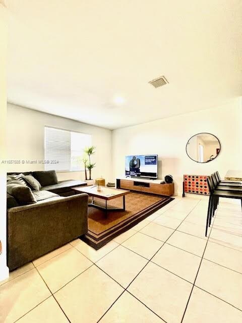 7371 NW 111th Place, Doral, FL 33178 - photo 5