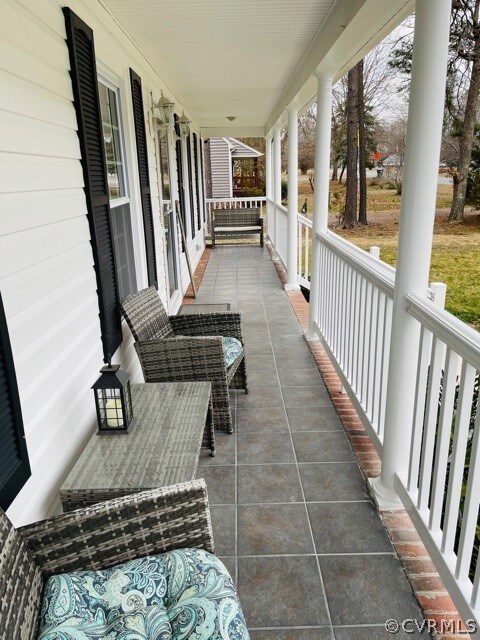Full front porch