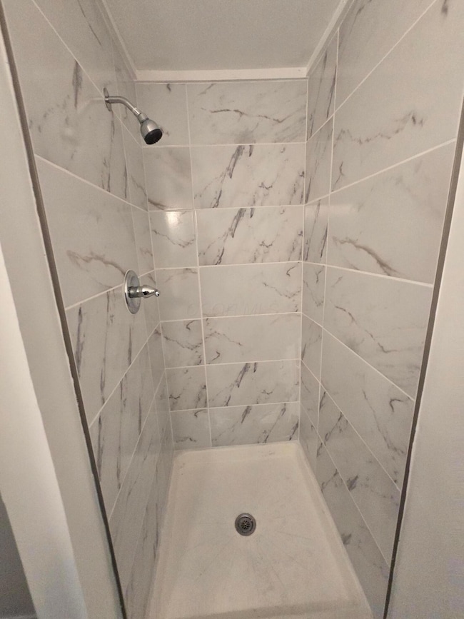 2626 Diane Place, Columbus, OH 43207 - photo 6