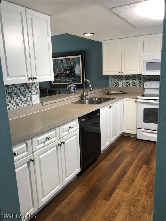 4708 SW 8th Place unit 107, Cape Coral, FL 33914 - photo 3