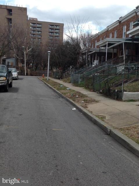 3017 Rayner Ave, Baltimore, MD 21216 - photo 4