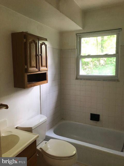 17 W Coulter Ave, Collingswood, NJ 08108 - photo 6