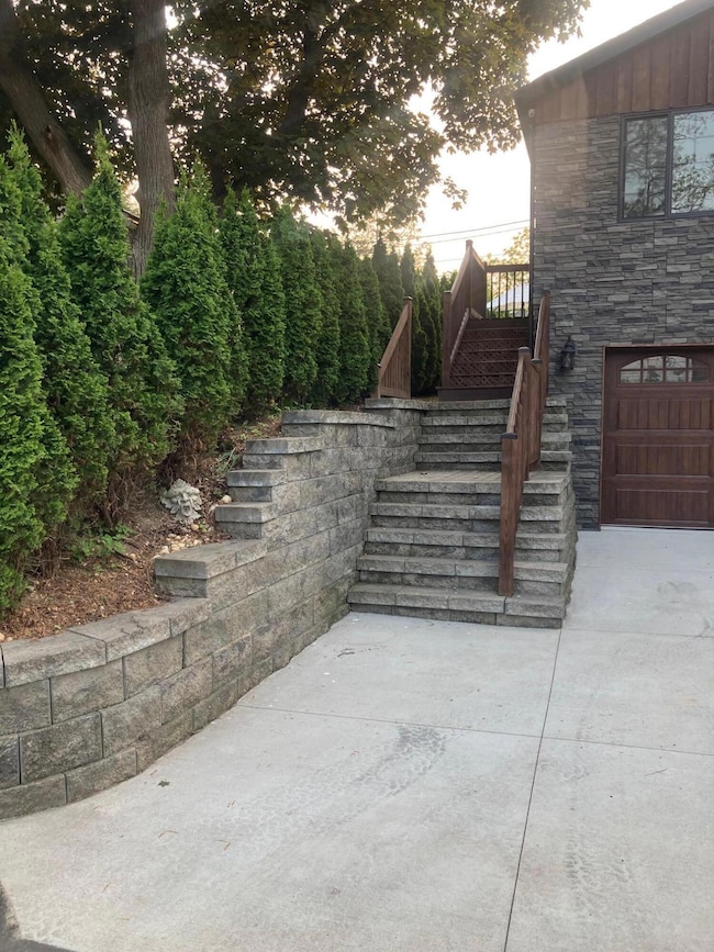 FRONT STEPS 1