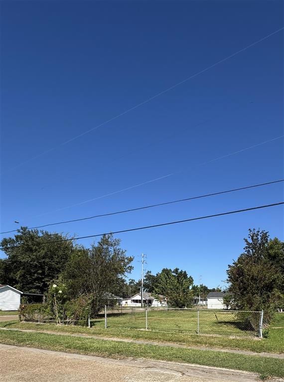 1001 Fall St, Lake Charles, LA 70601 - photo 3