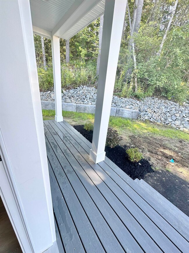 6 Walnut Dr, Dover, NH 03820 - photo 4