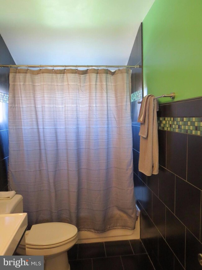 5008 Gateway Terrace, Halethorpe, MD 21227 - photo 7