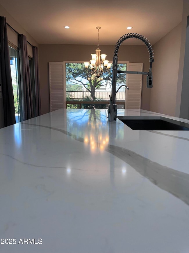 2852 E Robin Ln, Phoenix, AZ 85050 - photo 3