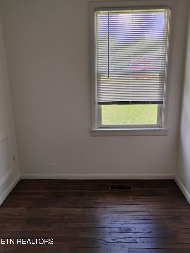 128 Sheridan Cir, Oak Ridge, TN 37830 - photo 6