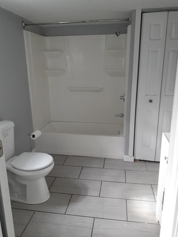 20 Saint Mary's Square, Taunton, MA 02780 - photo 7