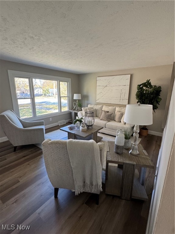 3517 Walter Rd, North Olmsted, OH 44070 - photo 4