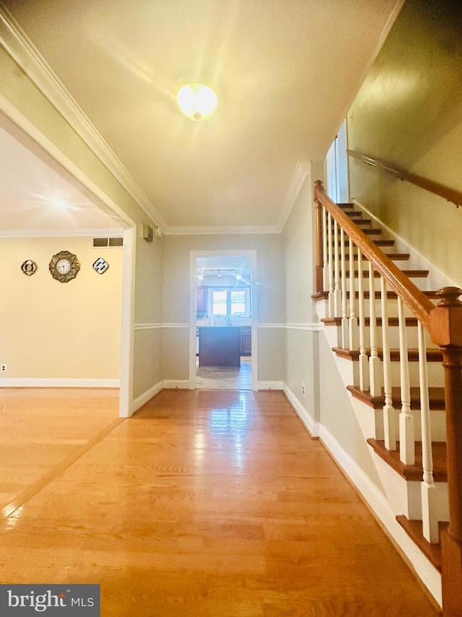 106 Hooton Rd, Mount Laurel, NJ 08054 - photo 2