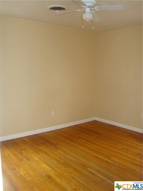 518 Bowden Ave, Copperas Cove, TX 76522 - photo 7