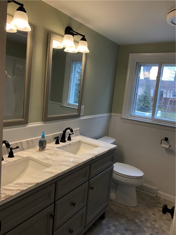 37 Cole Ave, Warwick, RI 02886 - photo 7