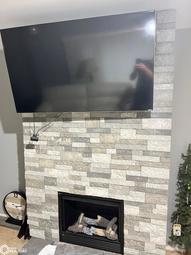 108 E Center St, Bancroft, IA 50517 - photo 3