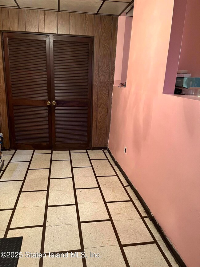 Basement - Front Room