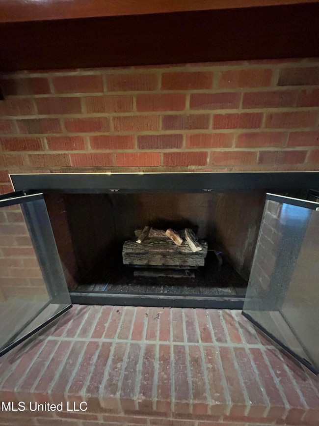 2907 Highway 8, Cleveland, MS 38732 - photo 5