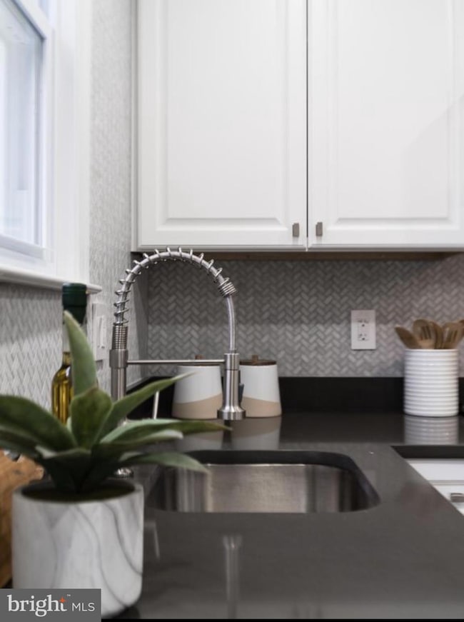 612 44th St NE, Washington, DC 20019 - photo 4