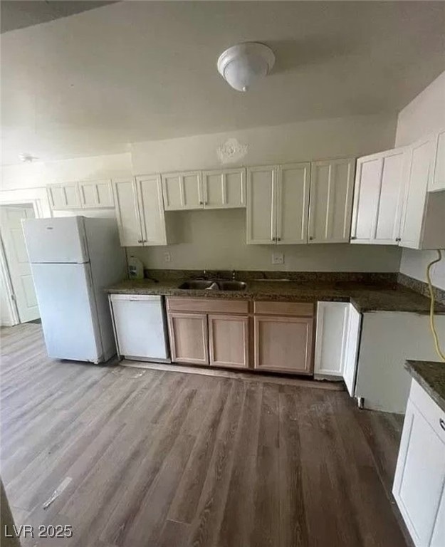 5128 Forrest Hills Ln, Las Vegas, NV 89108 - photo 2