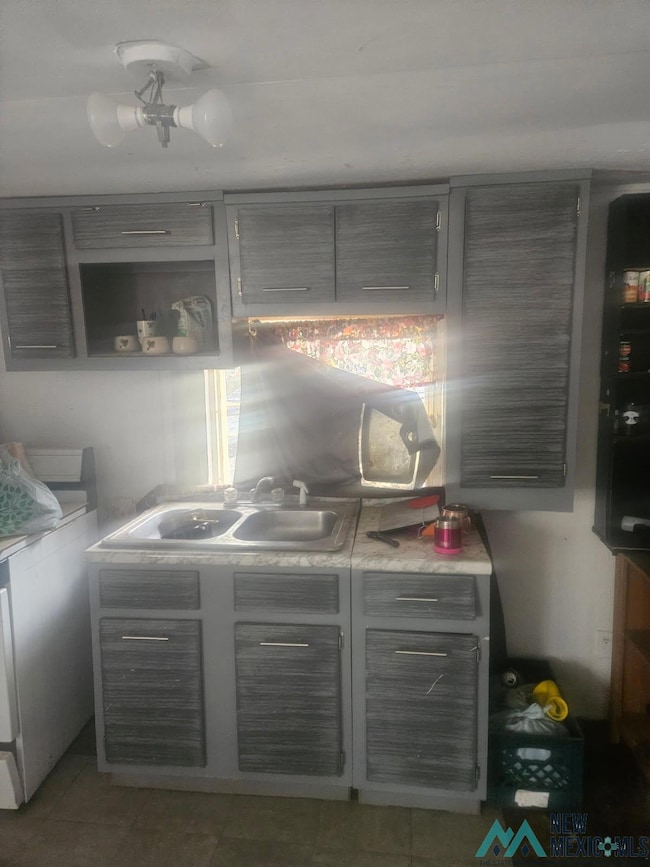 1413 E Birch St, Deming, NM 88030 - photo 3