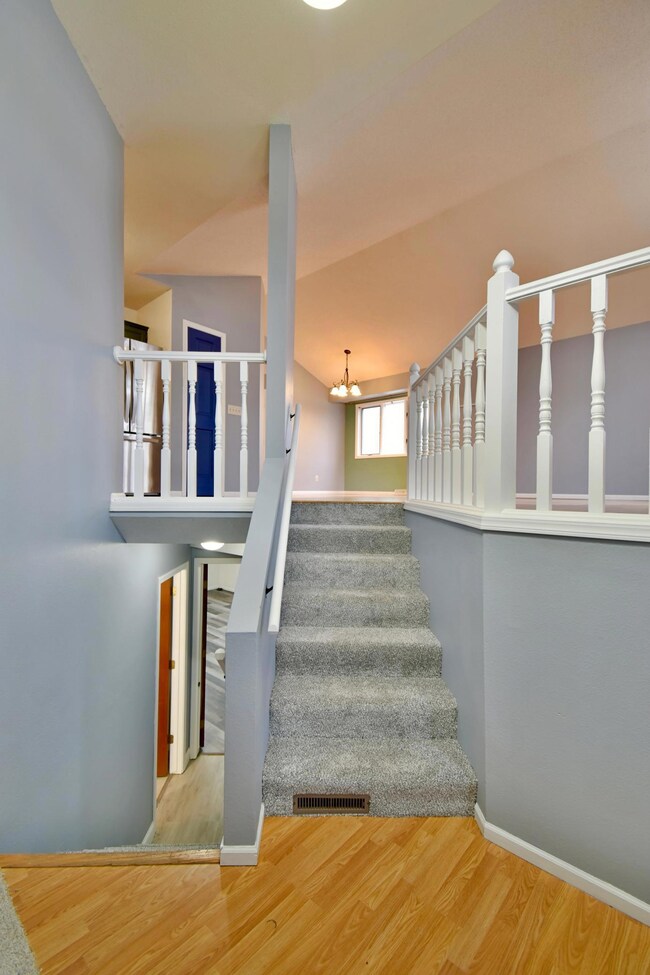 253 9 1 2 St N, Sauk Rapids, MN 56379 - photo 5