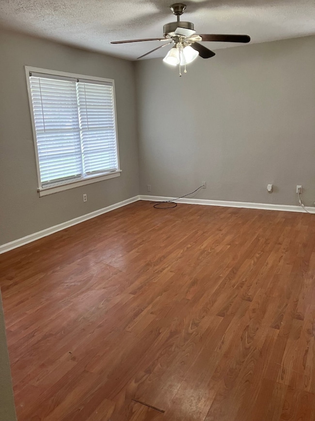 3445 Mount Pleasant St, Houston, TX 77021 - photo 3