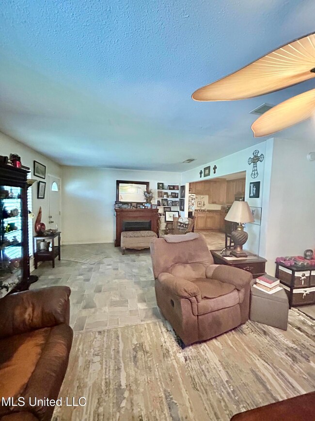 4604 Ingalls Ave, Pascagoula, MS 39581 - photo 7