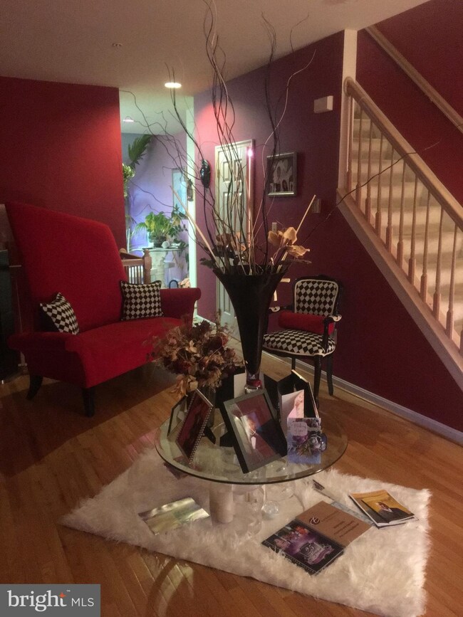 10837 Will Painter Dr, Owings Mills, MD 21117 - photo 4