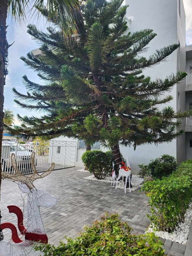 THE DUVAL 2101 NORMANDY DRIVE MIAMI BEACH FL 33141