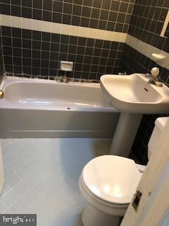 622 Andover Rd, Upper Darby, PA 19082 - photo 6