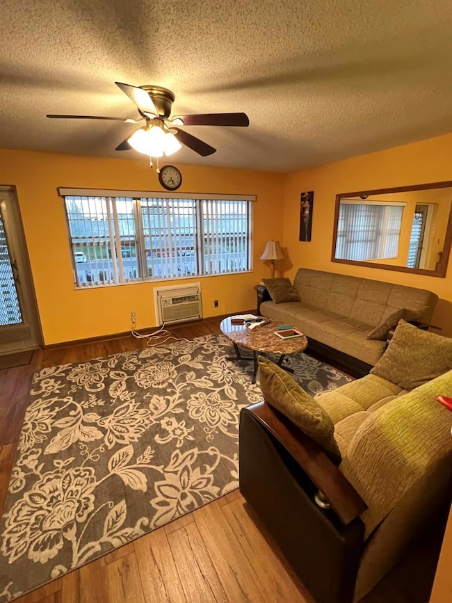 131 Camden F unit 131, West Palm Beach, FL 33417 - photo 5