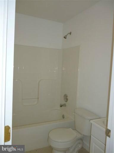 1860 Bloomery Pike, Cross Junction, VA 22625 - photo 3