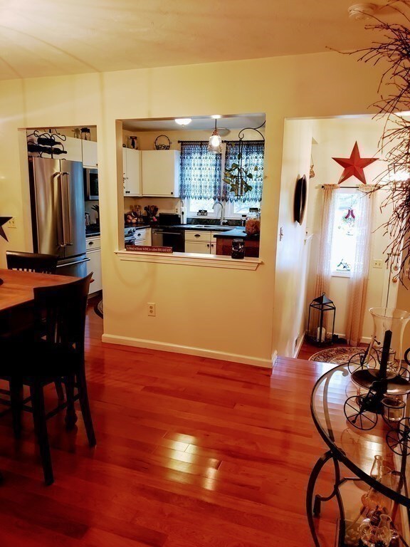 7 Lamplighter Ln, South Easton, MA 02375 - photo 4