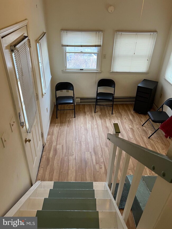 446 N 13th St, Reading, PA 19604 - photo 5