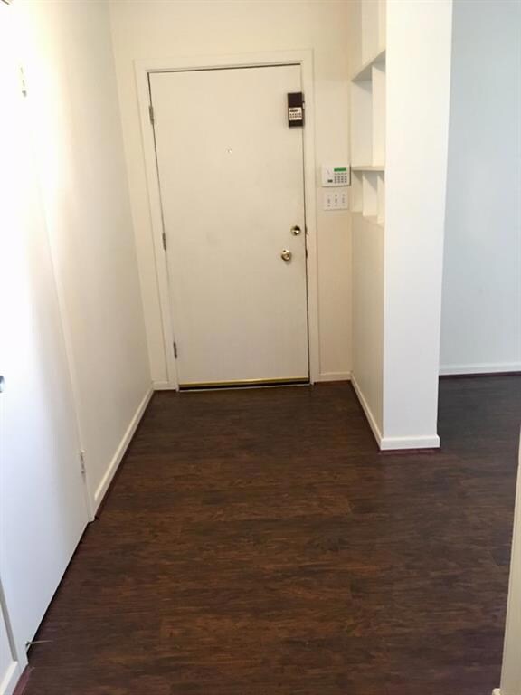 302 S Main St, Donna, TX 78537 - photo 6