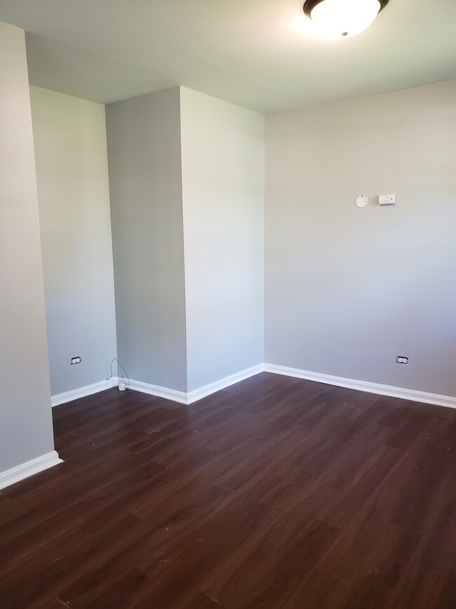 17950 Michael Ave, Country Club Hills, IL 60478 - photo 7