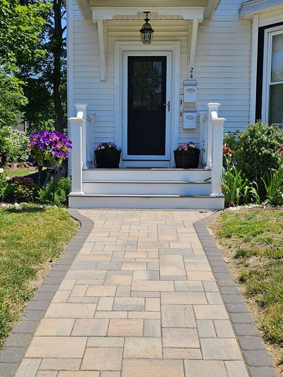 24 Duncklee Ave unit 2, Stoneham, MA 02180 - photo 2