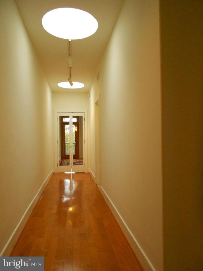 3038 R St NW unit 3, Washington, DC 20007 - photo 4