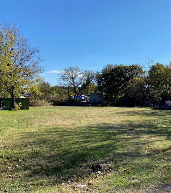 308 Pioneer Trail, Weatherford, TX 76087 - photo 3