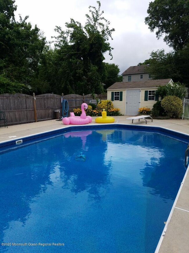 Pool Open
