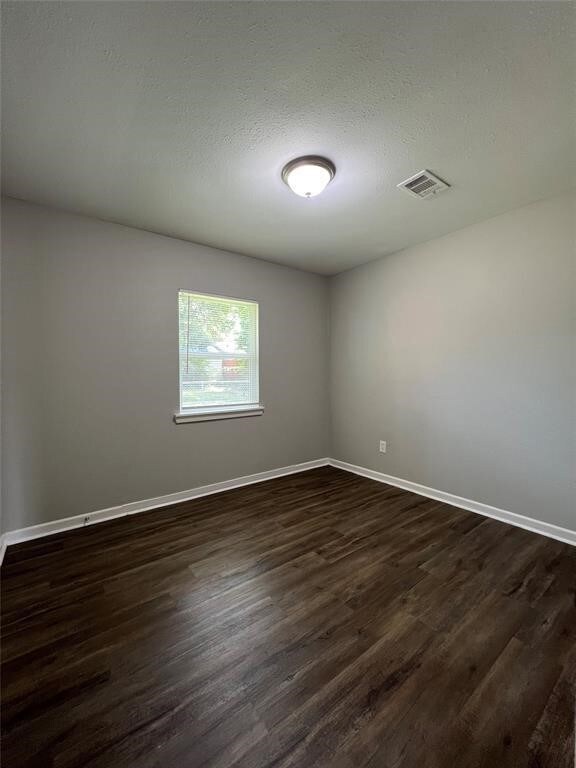 3918 Leffingwell St, Houston, TX 77026 - photo 4