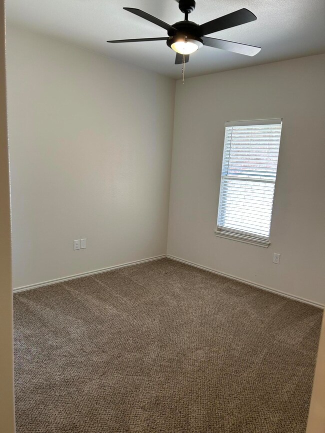 11605 Evanston Ave, Lubbock, TX 79424 - photo 6