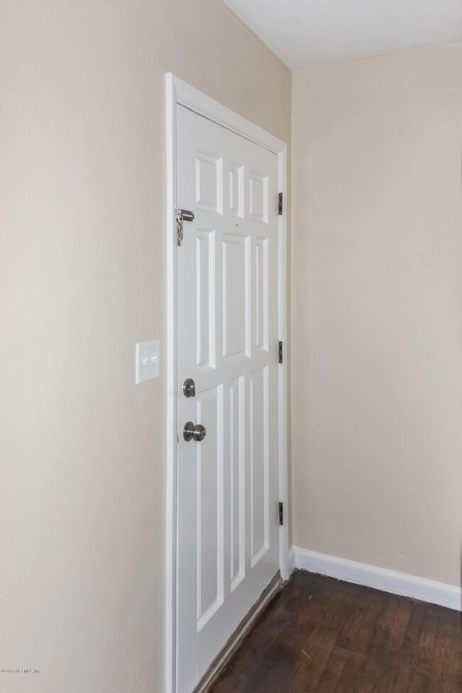 3936 Barmer Dr, Jacksonville, FL 32210 - photo 3