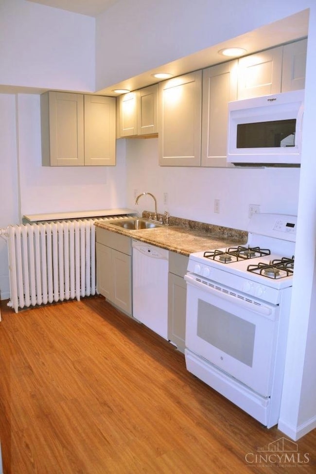 305 Warner St, Cincinnati, OH 45219 - photo 3